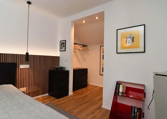 Komfortables Im Rechtsrheinischen Appartement *