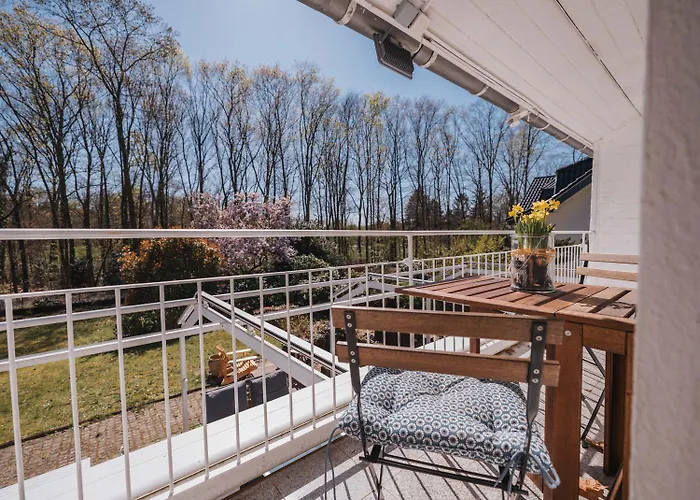 Komfortables Im Rechtsrheinischen كولونيا