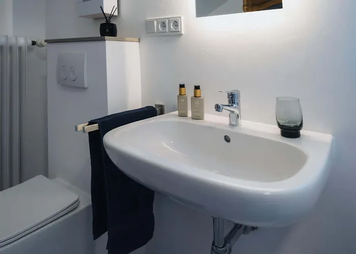 Apartament Komfortables Im Rechtsrheinischen