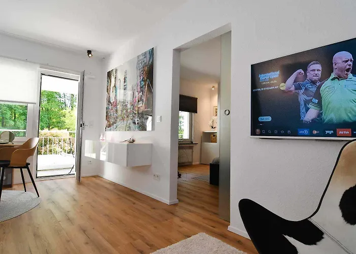 Komfortables Im Rechtsrheinischen Apartament Kolonia