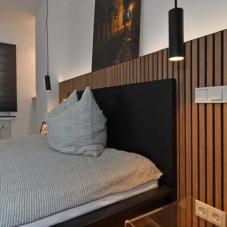 Komfortables Im Rechtsrheinischen * 科隆