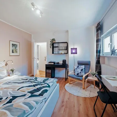 Komfortables Im Rechtsrheinischen * 科隆