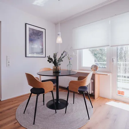 Komfortables Im Rechtsrheinischen Colonia